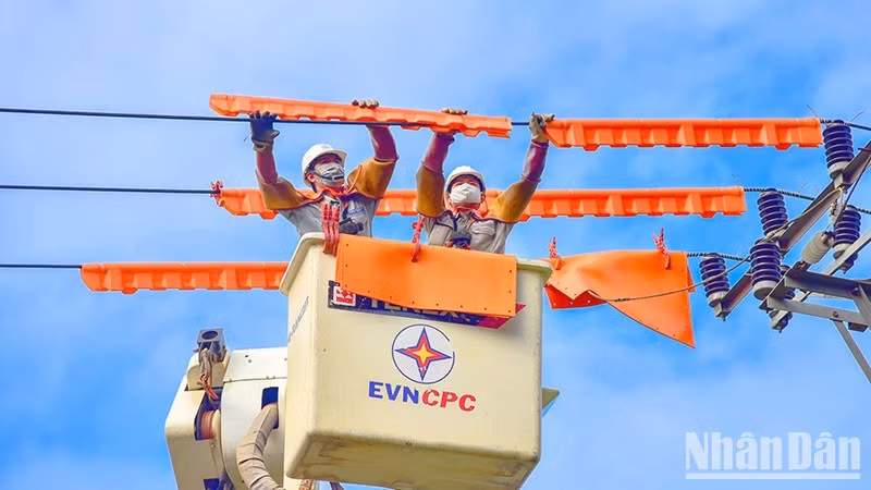  국경절 연휴 기간 동안에도 안전하고 안정적인 전력 공급을 보장하는 EVNCPC. 