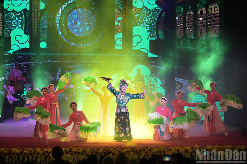 베트남 예술가들의 공연은 쿠바 관객들에게 깊은 인상을 남겼다.