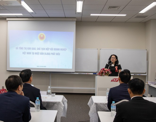 VJBA 회장 떵 티 킴 자오가 행사에서 발언하고 있다. (사진: VNA)