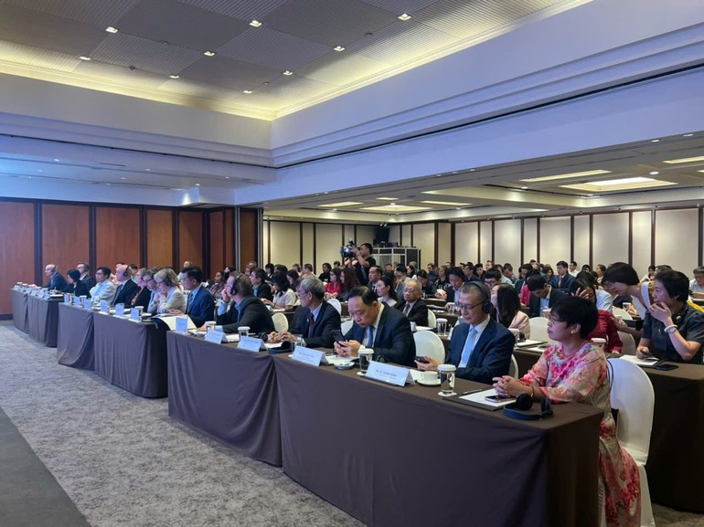 양국 협력 성과를 조명하는 기념행사 모습.