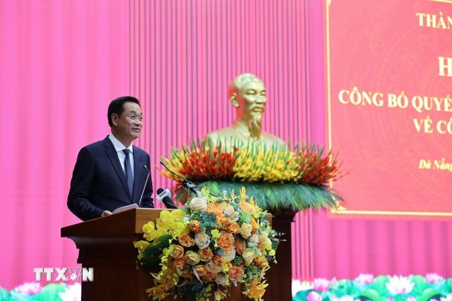 레 응옥 꽝(Le Ngoc Quang) 다낭시 당위원회 서기가 행사에서 발언하고 있다. (사진: VNA)