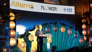 응우옌 닥 타인 주독일 베트남 대사가 행사에서 연설하고 있다. (사진: VNA)