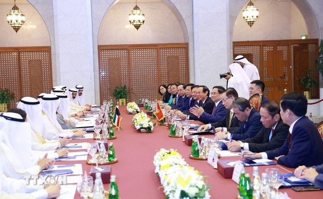 thu-tuong-pham-minh-chinh-hoi-dam-voi-thu-tuong-kuwait-2.jpg
