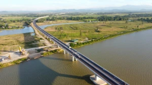 북남 고속도로 건설사업 박차…음력 설 전 개통 목표