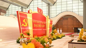 확고한 국가발전 의지 다지는 베트남…찬사 보내는 국제사회 