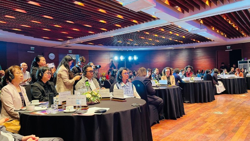 참가자들이 창의도시 건설에 관한 경험을 듣고 공유하고 있다. (사진: NDO)