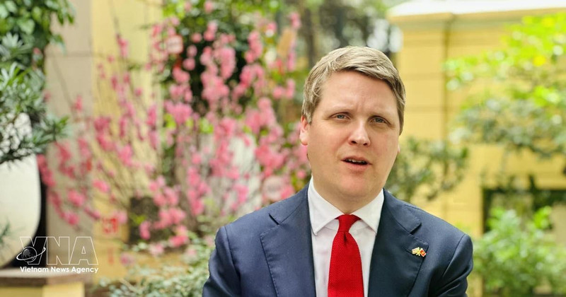 오스문드 아우크루스트 노르웨이 국제개발부 장관. (사진: VNA)