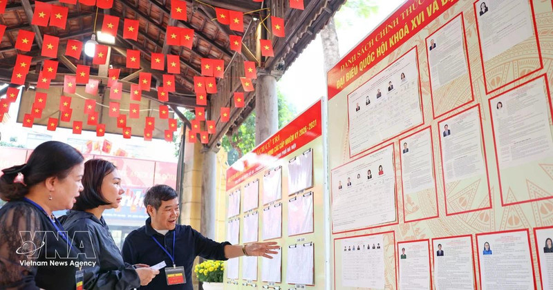 투표 준비가 대부분 완료된 하노이 꾸아남동 쭝브엉 중학교 제5투표소. (사진: VNA)