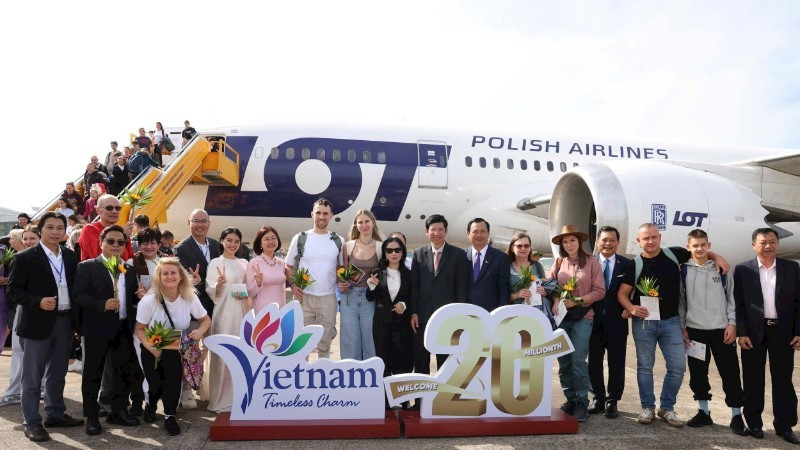 2025년 베트남을 방문한 2,000만 번째 외국인 관광객 환영식. (사진: 문화체육관광부)