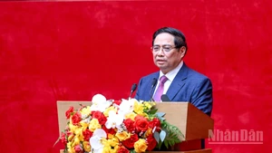 사진으로 보는 메콩델타 사회경제 발전 보장 회의: 총리 주재