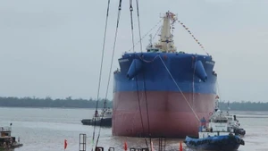 6만5천 DWT급 선박의 진수는 SBIC와 남찌에우(Nam Trieu)의 역량을 입증하는 것이다.