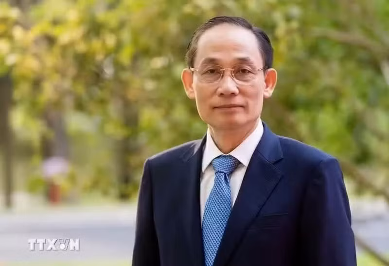레 호아이 쭝 정치국 위원 겸 외교부 장관. (사진: VNA)