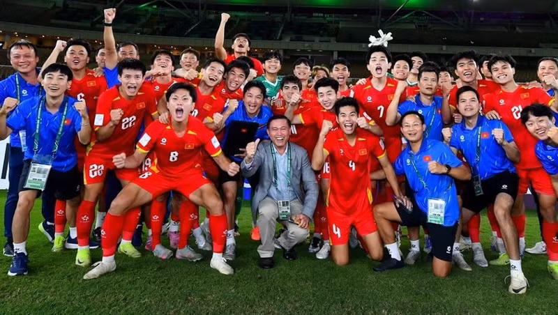 승리를 거둔 뒤 기뻐하는 U23 베트남 선수들. (사진: 아시아축구연맹)