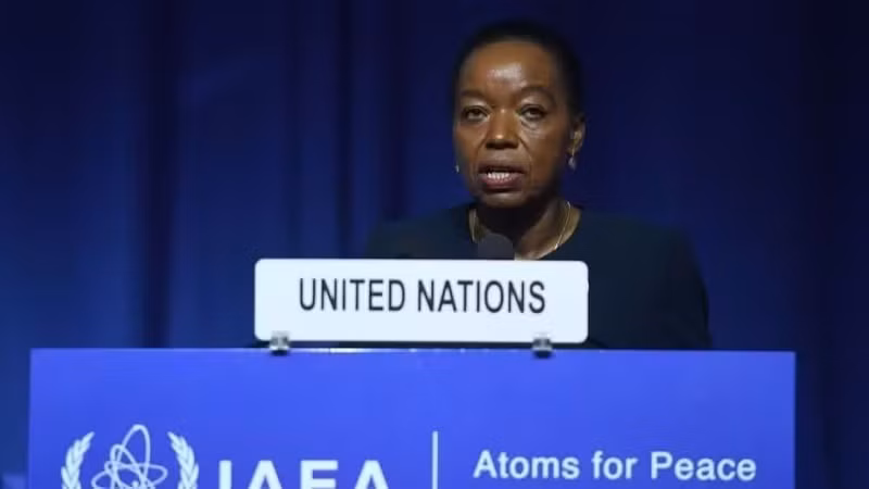 모니카 주마 유엔 빈 사무국장이 지난 14일 오스트리아 빈에서 열린 제70차 국제원자력기구(IAEA) 총회에서 연설하고 있다. (사진: 신화통신)