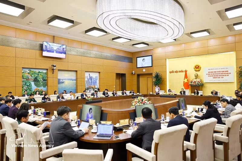2026–2031년 임기 제16대 국회 및 각급 인민의회 대표 선거 준비 상황을 점검하기 위해 26일 열린 전국 화상회의. (사진: VNA)