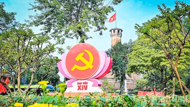 수도 하노이는 새로운 시대에 국가 발전의 견고한 토대이자 강력한 동력을 창출하는 주도적 역할을 계속해서 수행한다는 방침이다. (사진: 바오 롱)