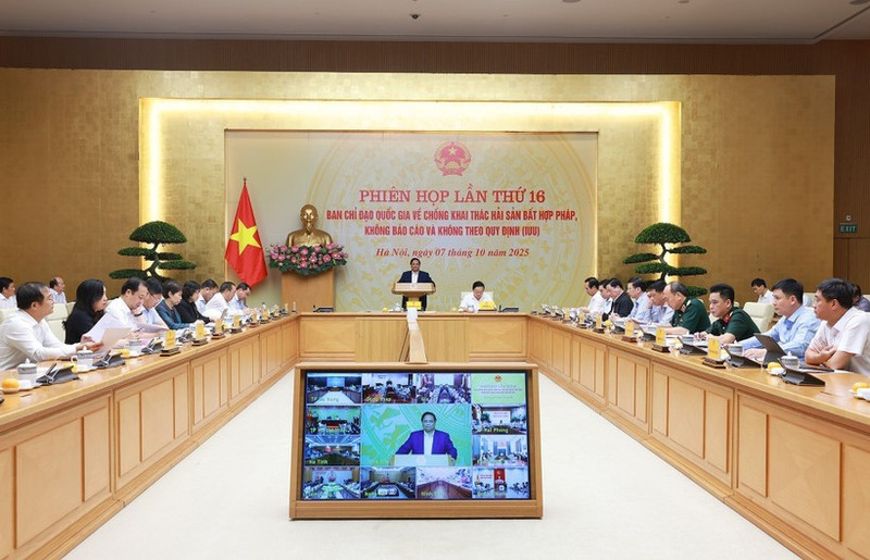 팜 민 찐 베트남 총리가 7일 열린 제16차 불법·비보고·비규제(IUU) 어업 근절 국가지도위원회 회의에서 발언하고 있다. (사진: VNA)