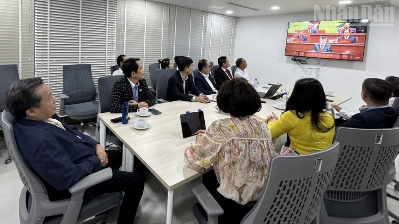 베트남 공산당 제14차 전국대회 폐막식에 참석한 베트남 변호사협회(VCBA) 회원들. (사진: 딘 쯔엉)