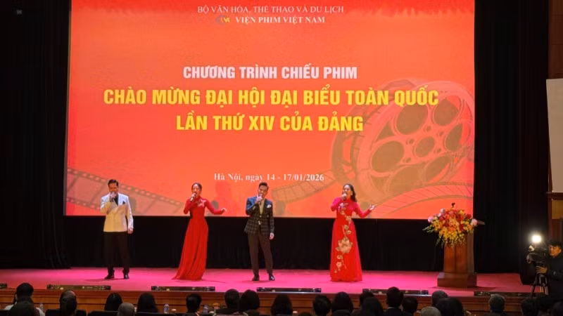 개막식에서의 예술 공연.