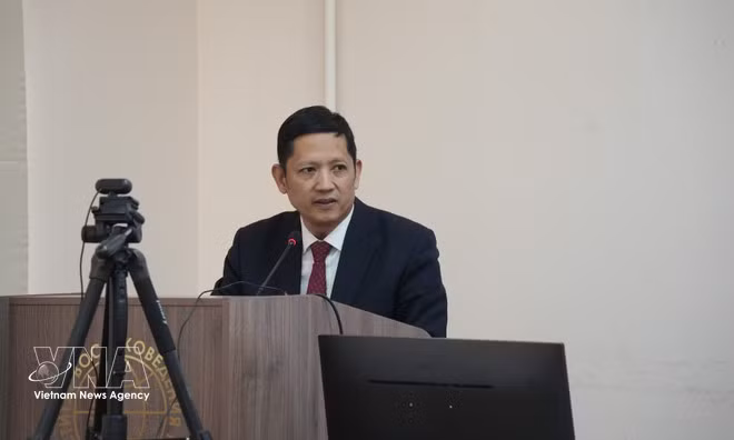 러시아-베트남 협력증진을 위한 ‘전통과 우정’ 기금 응우옌 꾸옥 흥 이사장이 행사에서 발언하고 있다. (사진: VNA)