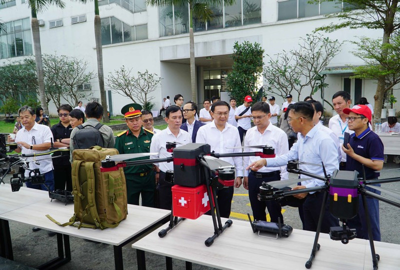 무인항공기(UAV) 전시회. (사진: VNA)