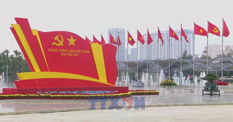 40여 년에 걸친 도이머이(Doi Moi)의 성과와, 수많은 도전 속에서도 2021~2025년 임기 동안 거둔 포괄적인 성과는 당과 국민, 그리고 전체 정치 체계의 집단적 역량에 힘입은 것으로 풀이된다.