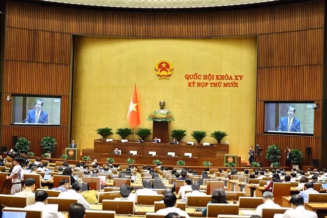 제15기 국회 제10차 회의 (사진: VNA)