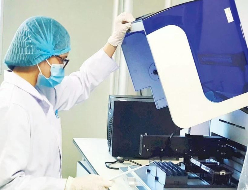 베트남 과학기술원에서 진행 중인 고대 인류 유전자 연구.