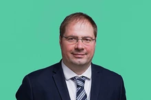 프랑스 공산당 대외관계 책임자인 뱅상 부레. (사진: mairie13.paris.fr)