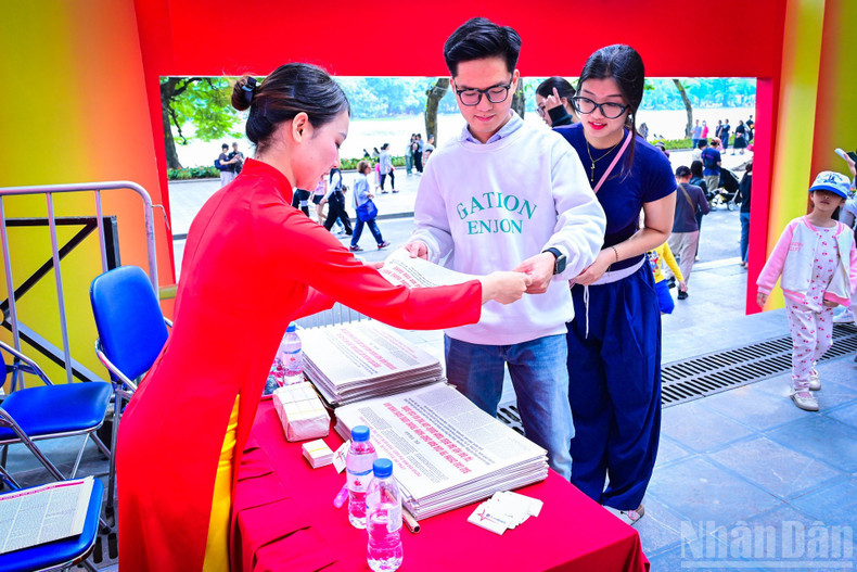 이번 특별판은 젊은 독자들로부터 큰 관심을 받고 있다.