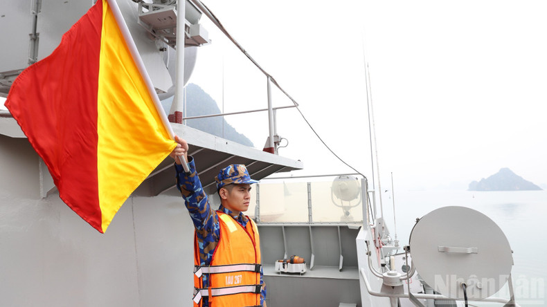 전투준비 훈련에 사용되는 신호기.