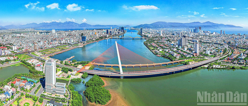 작품: 오늘날의 다낭의 한 풍경. 촬영: 타이 꽌 쭝