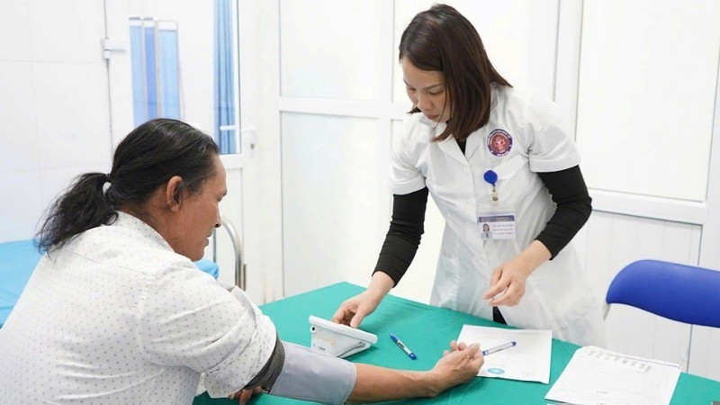 보편적인 병원 진료비 면제 제도의 시행은 모든 사람이 의료 서비스를 보다 쉽게 이용할 수 있도록 할 것입니다.