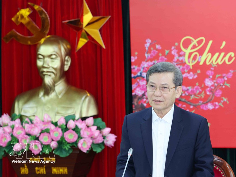 정치국 위원이자 중앙위원회 서기인 레 민 찌 당 중앙위 내부사무위원회 위원장이 회의에서 발언하고 있다. (사진: VNA)