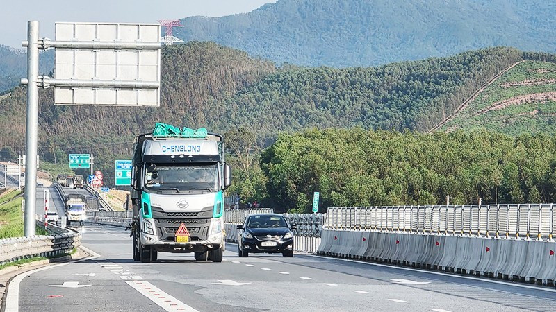 2025년 전국 공공투자 집행액이 755조 동을 넘어 계획 대비 83.7%에 달했다. 사진: 박선