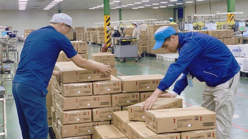 대다수 근로자들은 설 연휴 이후에도 현재 직장을 계속 다닐 것으로 보인다.