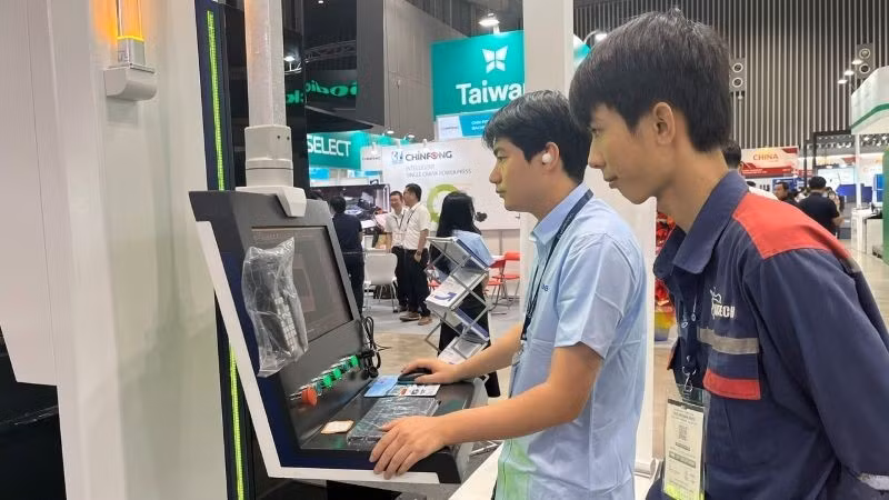 호찌민시는 혁신 활동을 선도하기 위해 고급 인재 유치가 필요한 상황이다.