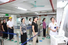 전자 의무기록의 신속한 도입은 의료기관에서 새로운 기술을 진료 및 치료에 적용하는 데 핵심적인 기반이 되고 있으며, 스마트 병원 모델 구축을 위한 토대도 마련하고 있다.