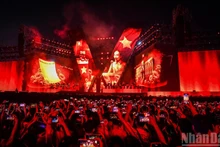 정치와 예술이 어우러진 프로그램 ‘조국은 가슴 속에’는 2025년 문화계의 주요 하이라이트로 꼽혔다.