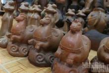 바우쭉 도자기 마을, '말의 해' 인형 제작에 구슬땀