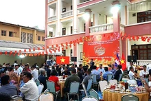 2026년 바탐방에서 열린 고향의 봄 프로그램. (사진: 후이 부)