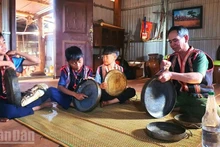 아 립의 집은 아이들이 공을 배우기 위해 모이는 장소가 되었다.