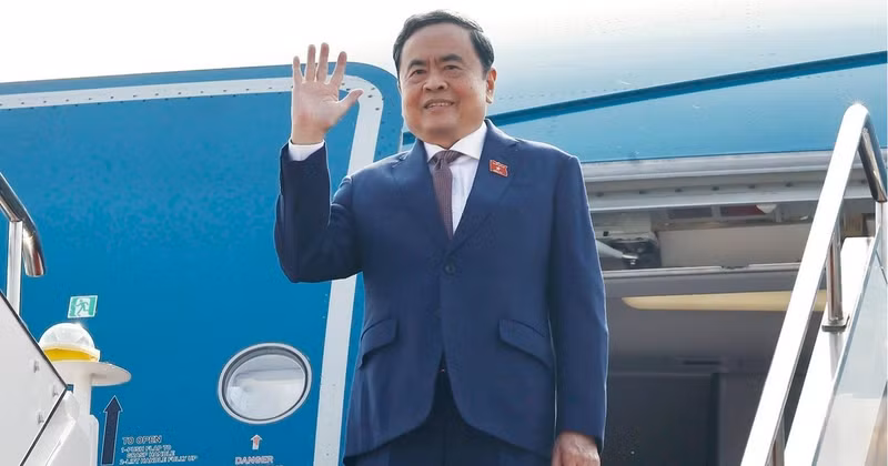 쩐 타인 먼 국회의장. 