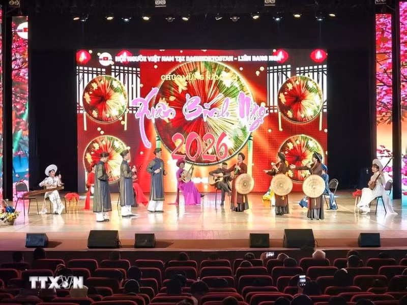 러시아 우파에서 열린 베트남 공동체의 설(Tet) 축하 행사 모습. (사진: VNA)