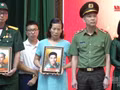[영상] 전사자 사진 복원 사업에 유가족들 큰 관심