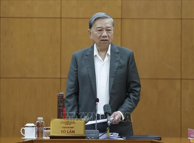 또 럼 당 서기장이 행사에서 발언하고 있다. (사진: VNA)