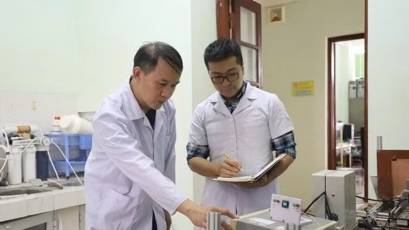 고급 인적자원의 개발, 유치, 효과적 활용은 새로운 발전 단계의 핵심 우선과제 중 하나다.