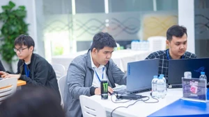 올해 대회는 40개국이 넘는 참가자들이 온라인으로 참여한 가운데 개최됐다.