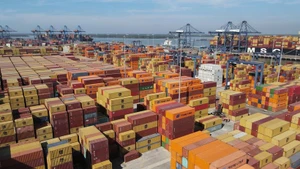 2025년 수출 약 4,750억 달러로 급증 (사진: 킴 중)