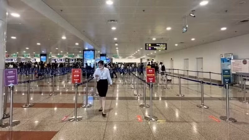 노이바이 국제공항의 출입국 심사대 분리 모습. (사진: 노이바이 국제공항)